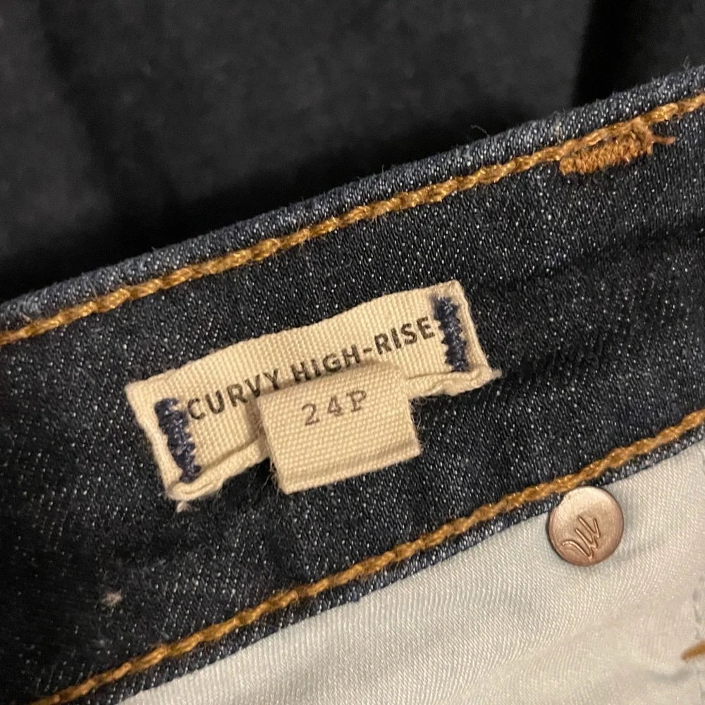 MADEWELL Curvy High Rise Petite Skinny Jeans in Lucille Wash - Picture 8 of 8